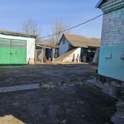 Продаётся 1/2 дома на Соцгороде с большим учаском земли. фото 16 Продаётся 1/2 дома на Соцгороде с большим учаском земли. фото 16