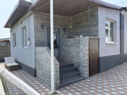 ������ ��� 140 �2 � ������ � �������� 8 ����� � ������� 50 �2 ���� 9