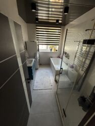 ������ ��� 140 �2 � ������ � �������� 8 ����� � ������� 50 �2 ���� 20