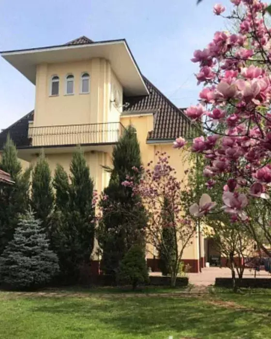 Продам елітний чудовий будинок 410 кв.м. для великої сімї, правий берег. Софіївська Борщагівка фото 1 Продам елітний чудовий будинок 410 кв.м. для великої сімї, правий берег. Софіївська Борщагівка фото 1