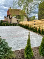        - ELWOOD TOWNHOUSE - 130, 134, 116, 120 ..,  5