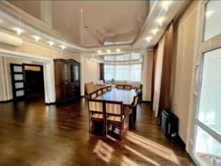 Бобриця. Абсолютно автономний розкішний будинок 495 м2. фото 2 Бобриця. Абсолютно автономний розкішний будинок 495 м2. фото 2