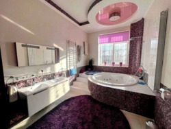 Бобриця. Абсолютно автономний розкішний будинок 495 м2. фото 17 Бобриця. Абсолютно автономний розкішний будинок 495 м2. фото 17