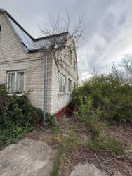 Будинок капітальний, с. Бишів, велика ділянка, сад.. фото 3 Будинок капітальний, с. Бишів, велика ділянка, сад.. фото 3