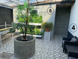       !     !.  18