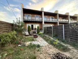 Святопетрівське, Таун боковий, 3 поверхи, 145 кв. жила площа, (по 600 у.е. м.кв) фото 1 Святопетрівське, Таун боковий, 3 поверхи, 145 кв. жила площа, (по 600 у.е. м.кв) фото 1