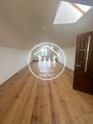 Просторий 2-во поверховий будинок для великої родини з власним озером фото 7 Просторий 2-во поверховий будинок для великої родини з власним озером фото 7