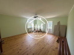 Просторий 2-во поверховий будинок для великої родини з власним озером фото 17 Просторий 2-во поверховий будинок для великої родини з власним озером фото 17