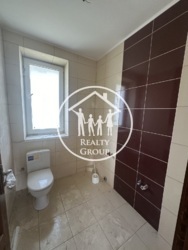 Просторий 2-во поверховий будинок для великої родини з власним озером фото 10 Просторий 2-во поверховий будинок для великої родини з власним озером фото 10