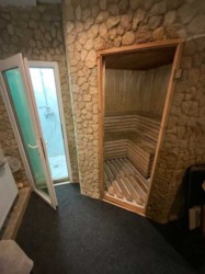 230000$      17