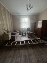 250000$  9 . .  10