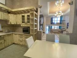 350000$    395 ², 7   15 .    7