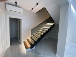 359000$      16  .    7