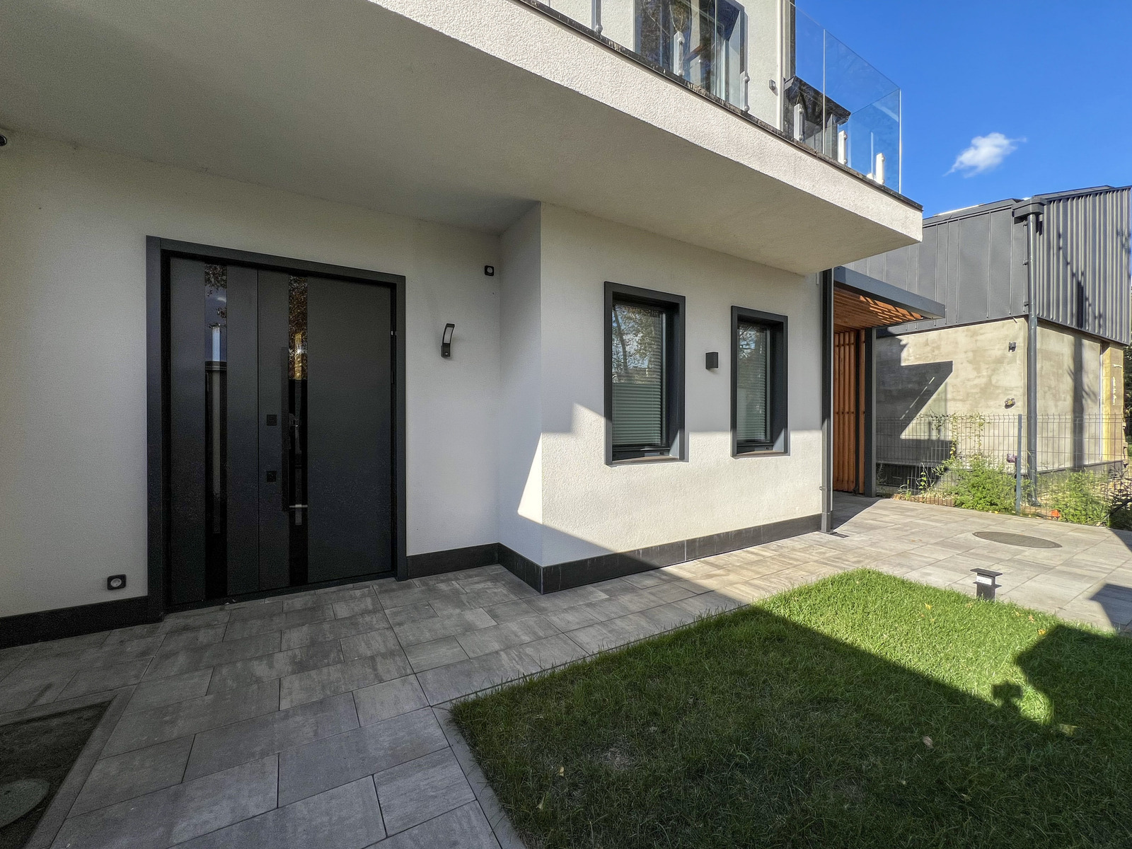       ',  ',    Obolon Residences, Smart Plaza,    40