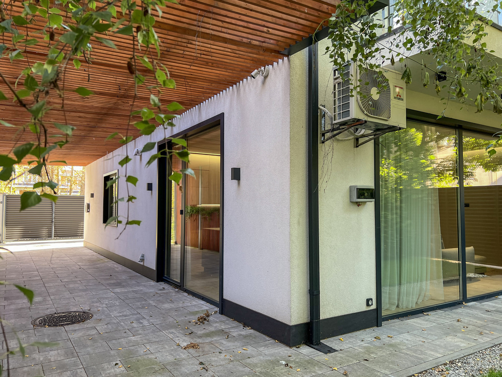       ',  ',    Obolon Residences, Smart Plaza,    45