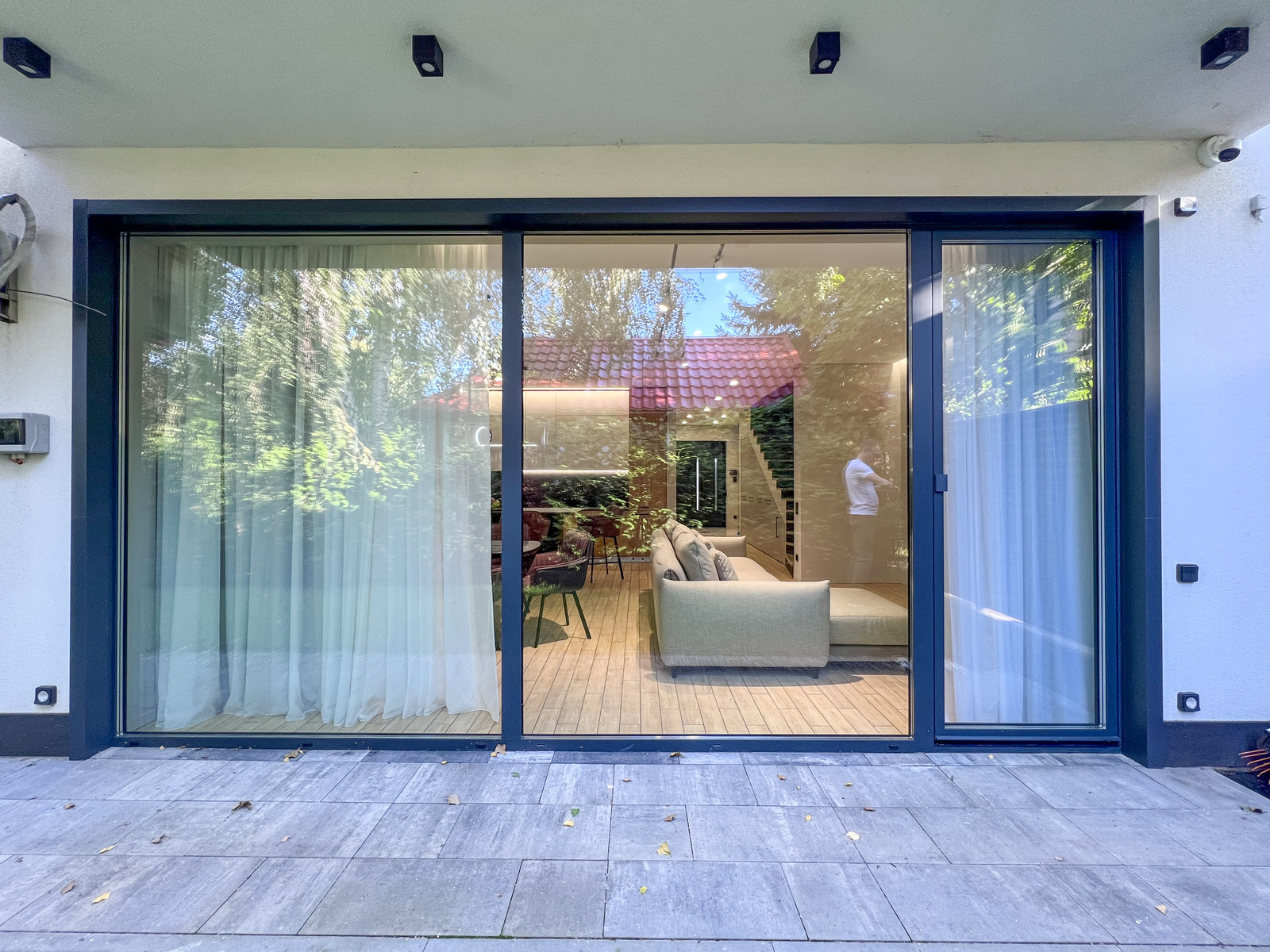       ',  ',    Obolon Residences, Smart Plaza,    49