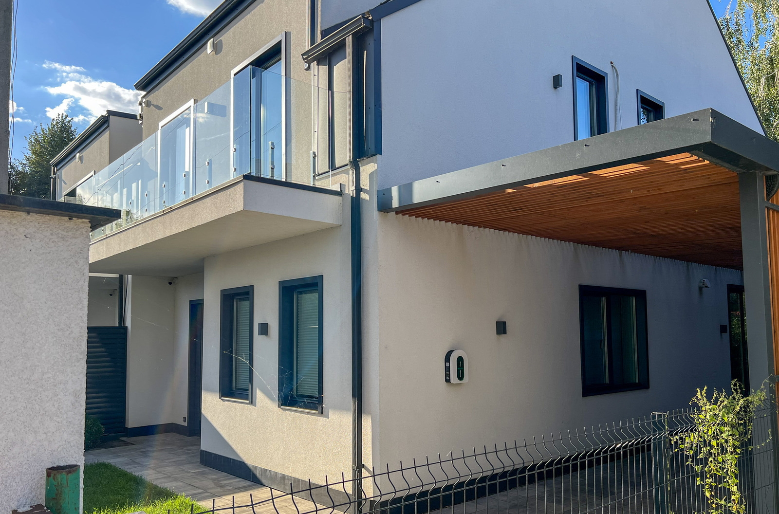       ',  ',    Obolon Residences, Smart Plaza,    52