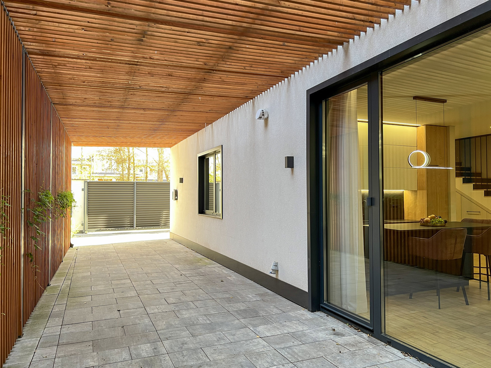       ',  ',    Obolon Residences, Smart Plaza,    44