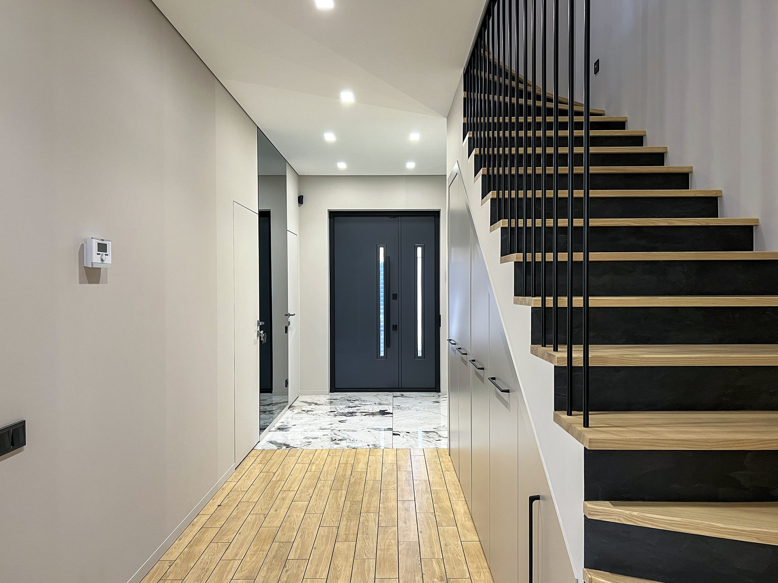       ',  ',    Obolon Residences, Smart Plaza,    13