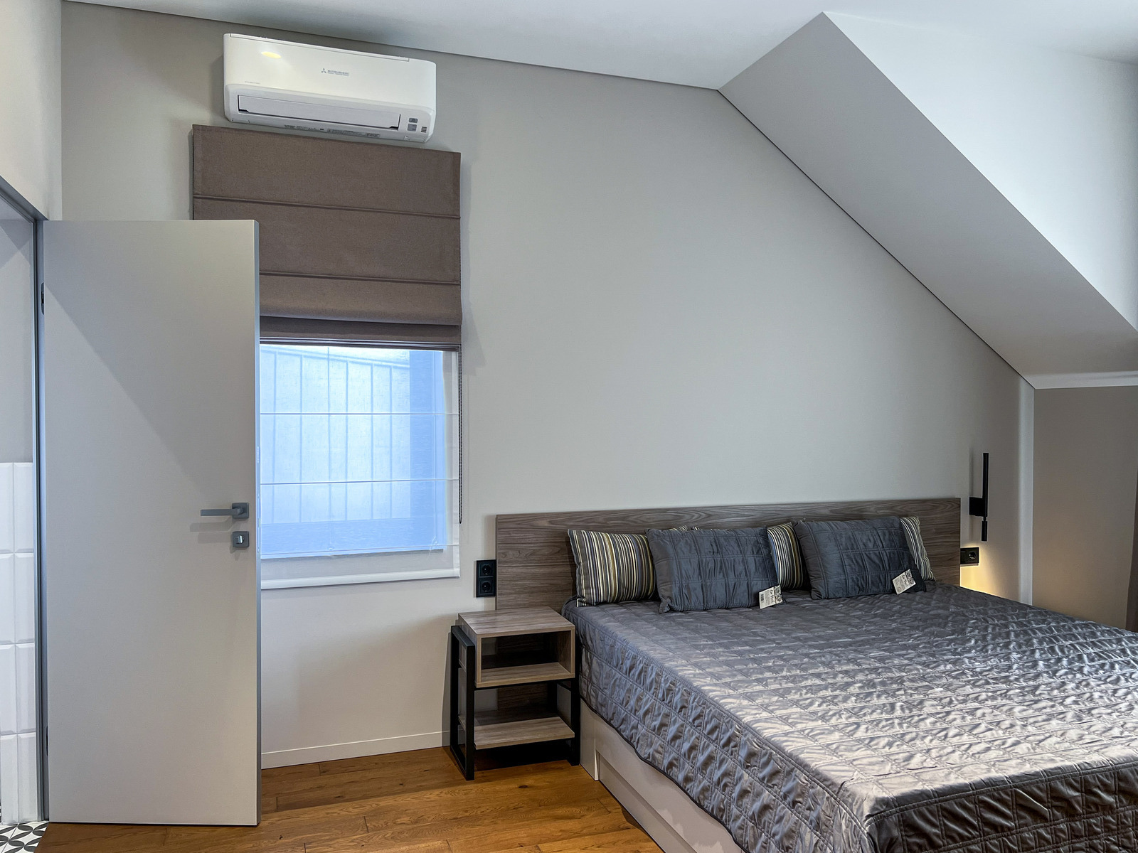       ',  ',    Obolon Residences, Smart Plaza,    19