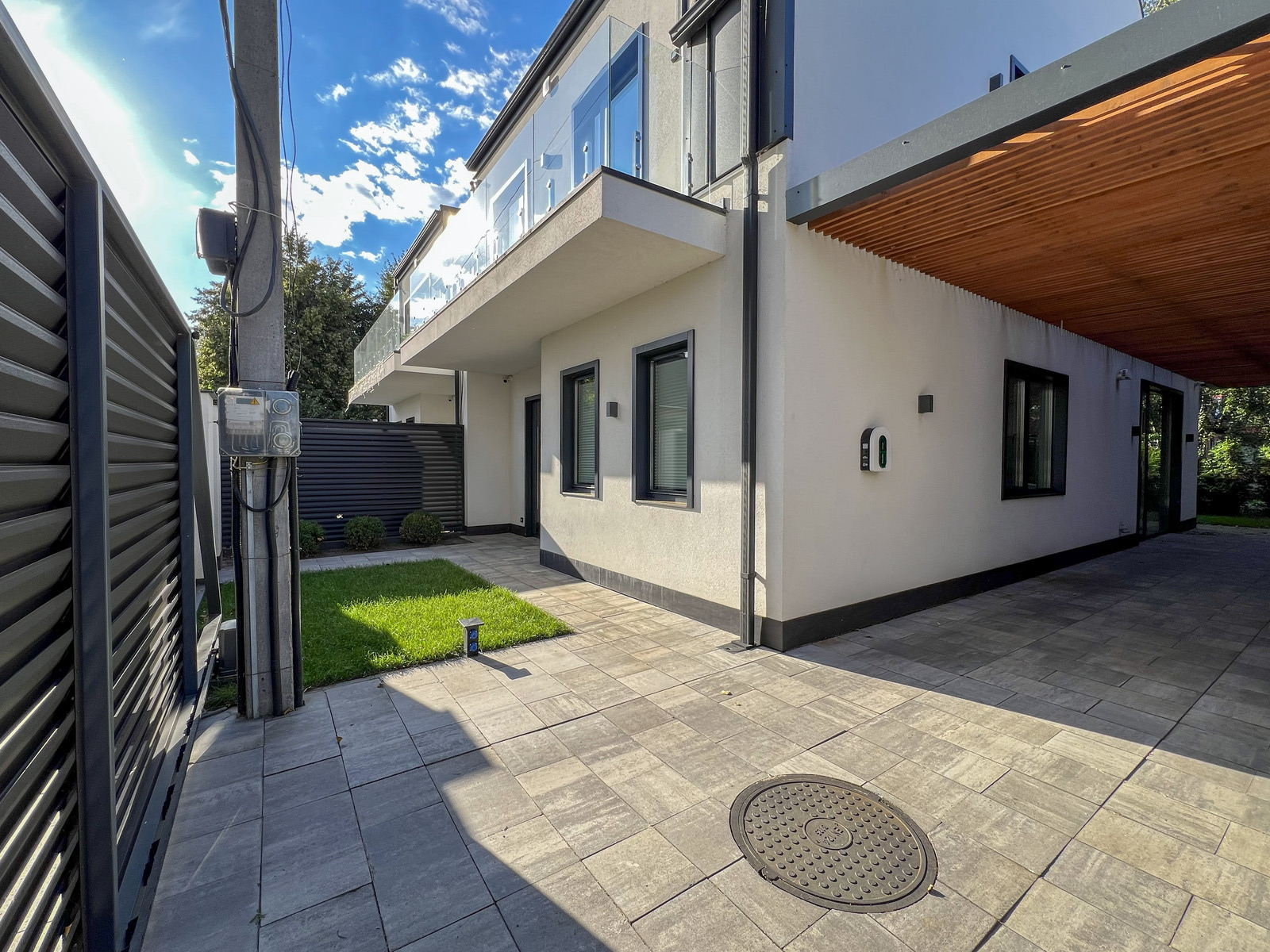       ',  ',    Obolon Residences, Smart Plaza,    41