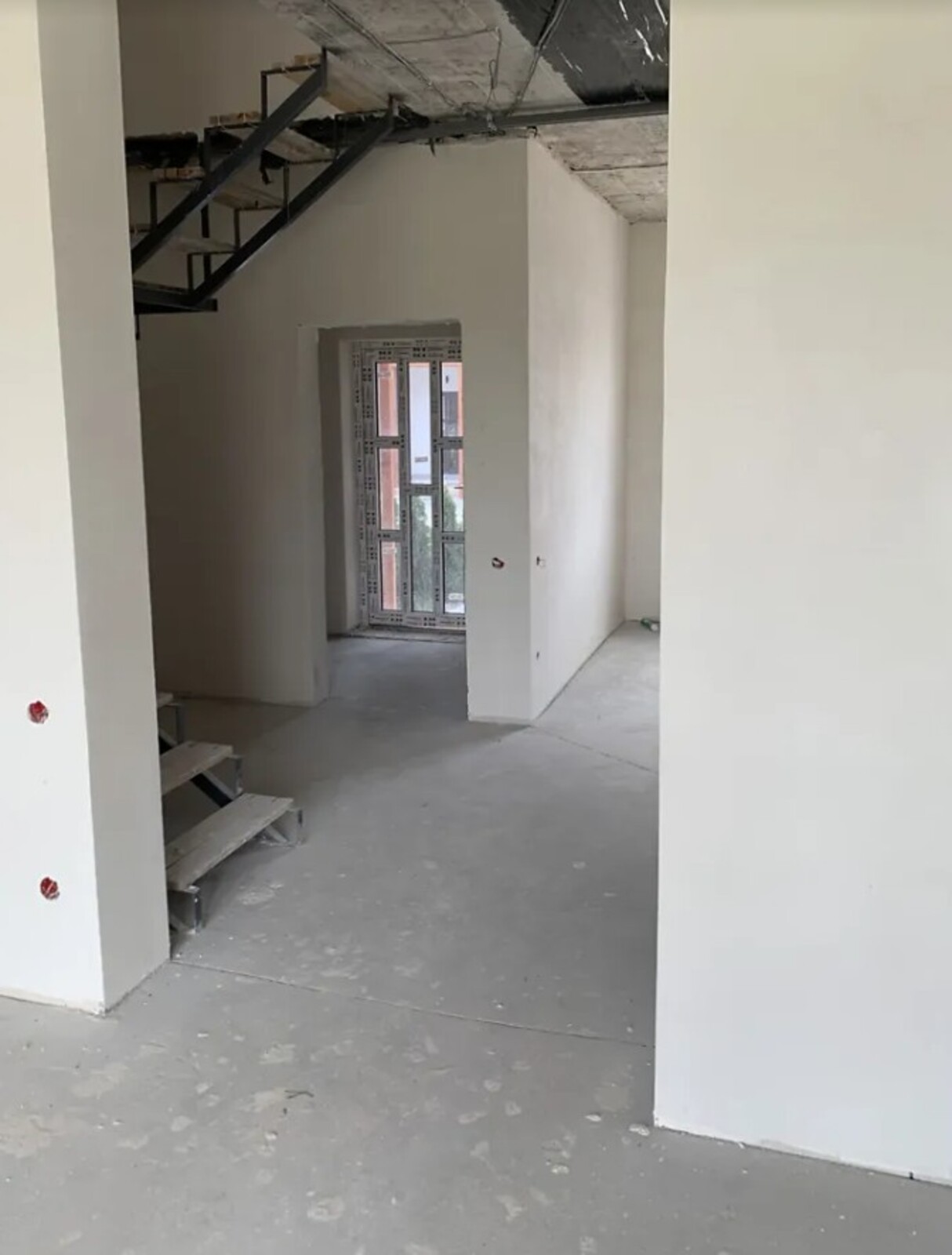 Продається таунхус 115 кв.м. 4 кімнати с. Пирогово фото 1 Продається таунхус 115 кв.м. 4 кімнати с. Пирогово фото 1