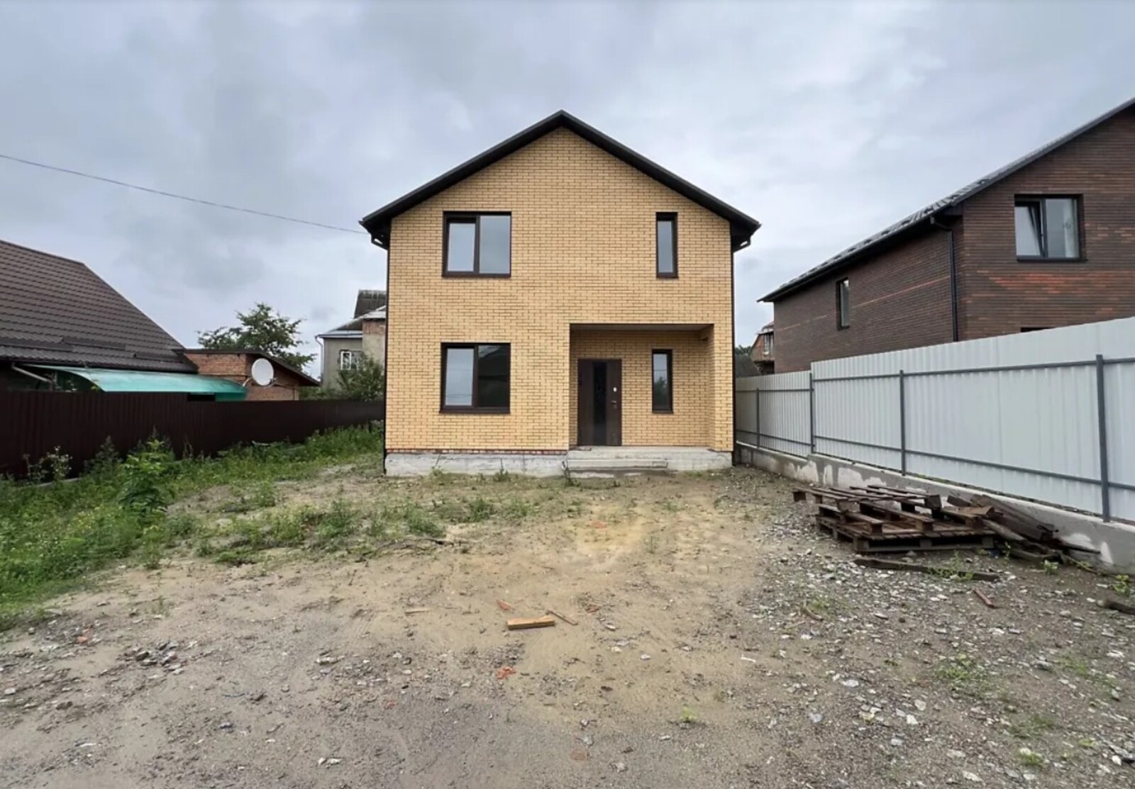 Продається 2-х поверховий будинок, 120 кв.м. с. Пирогово. фото 1 Продається 2-х поверховий будинок, 120 кв.м. с. Пирогово. фото 1