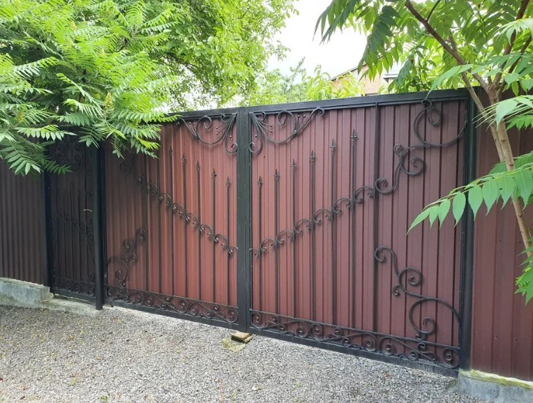 Продається 2-х поверховий будинок. Площа 222 кв.м. Старе місто фото 1 Продається 2-х поверховий будинок. Площа 222 кв.м. Старе місто фото 1