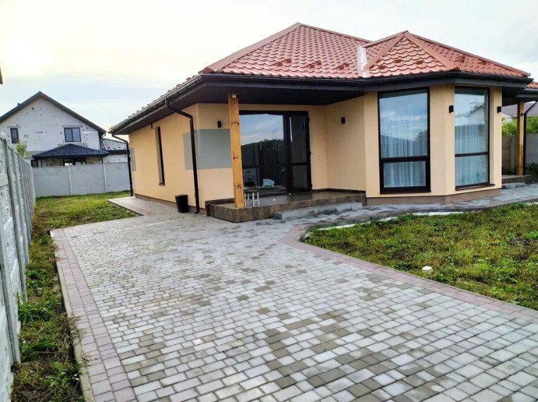 Продається гарний житловий будинок. Новий. Площа 98 кв.м. мкр-н Академічний фото 1 Продається гарний житловий будинок. Новий. Площа 98 кв.м. мкр-н Академічний фото 1