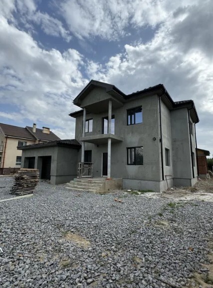 Продається 2-х поверховий будинок в затишному місці. Індивідуальний проект. фото 1 Продається 2-х поверховий будинок в затишному місці. Індивідуальний проект. фото 1