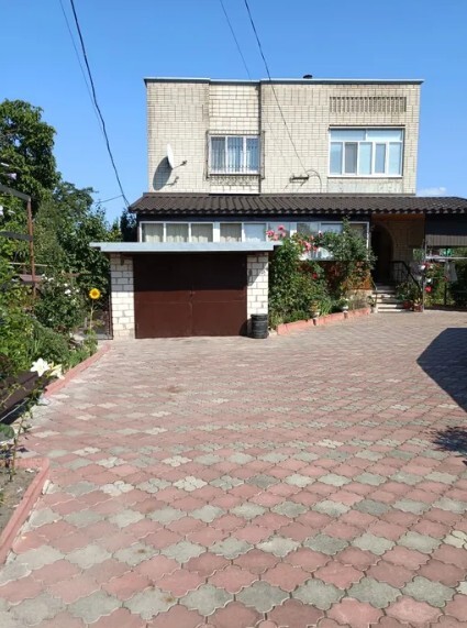 Продається 2-х поверховий будинок в р-ні Замостя. Добрий стан. Площа 196 кв.м. фото 1 Продається 2-х поверховий будинок в р-ні Замостя. Добрий стан. Площа 196 кв.м. фото 1