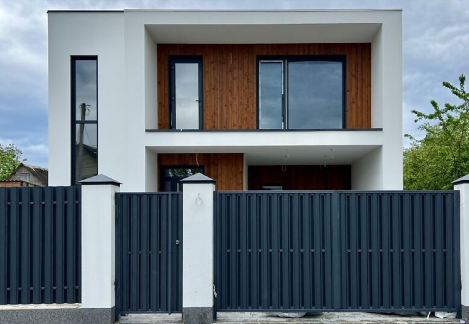 Продається 2 поверховий будинок з ділянкою на 6 соток, 150 кв. м Ленінський район фото 1 Продається 2 поверховий будинок з ділянкою на 6 соток, 150 кв. м Ленінський район фото 1