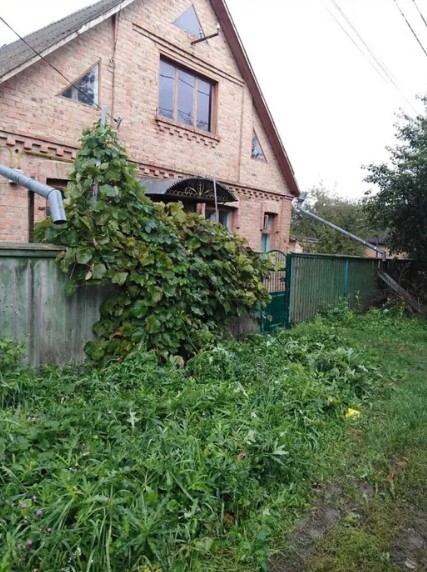 Продається будинок в центрі міста. 65 кв.м. площа. Потребує ремонту фото 1 Продається будинок в центрі міста. 65 кв.м. площа. Потребує ремонту фото 1