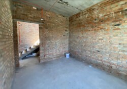 Продається 2-х поверховий будинок, без ремонту. Р-н Пятничани. фото 16 Продається 2-х поверховий будинок, без ремонту. Р-н Пятничани. фото 16