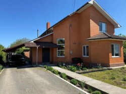 Продається 2-х поверховий будинок, з ремонтом, площа 120 кв.м. Замостянський район. фото 2 Продається 2-х поверховий будинок, з ремонтом, площа 120 кв.м. Замостянський район. фото 2