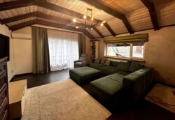 ������ 2 ����������� ������� �-� ��������, ������ � ������� �� 7 �����, 170 ��. �, 5 ����� ���� 2