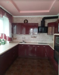 Продаж 2 поверхового будинку з балконом і ділянкою на 7 соток, 213 кв. м, 4 кімнати, на вул. Подільська фото 7 Продаж 2 поверхового будинку з балконом і ділянкою на 7 соток, 213 кв. м, 4 кімнати, на вул. Подільська фото 7