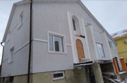 ������ 2 ����������� ������� � ������� � ������� �� 10 �����, 401.7 ��. �, 7 ����� ���� 1