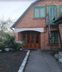 Продаж 1 поверхового будинку з гаражем і ділянкою на 10 соток, 100 кв. м, 4 кімнати фото 8 Продаж 1 поверхового будинку з гаражем і ділянкою на 10 соток, 100 кв. м, 4 кімнати фото 8