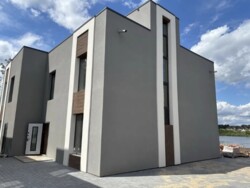 Продається дуплекс 120 кв.м. з прямим виходом на озеро. фото 2 Продається дуплекс 120 кв.м. з прямим виходом на озеро. фото 2