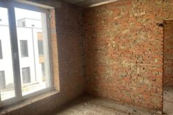 ������ 3 ����������� ��������� � ������� �� 1.5 �����, 118 ��. �, 4 ������, �� ���. ��������� ���� 21