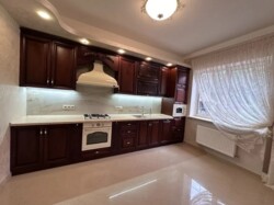 Продається будинок 351 кв.м. на Старому місті. Відмінний. Все є. фото 18 Продається будинок 351 кв.м. на Старому місті. Відмінний. Все є. фото 18