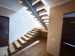 Продаж 2 поверхового будинку з ділянкою на 5 соток, 217.7 кв. м, 4 кімнати фото 9 Продаж 2 поверхового будинку з ділянкою на 5 соток, 217.7 кв. м, 4 кімнати фото 9