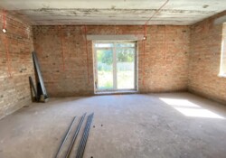 Продається 2-х поверховий будинок, без ремонту. Р-н Пятничани. фото 5 Продається 2-х поверховий будинок, без ремонту. Р-н Пятничани. фото 5