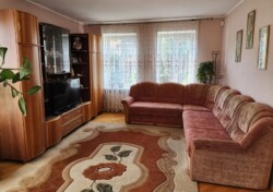 Продається будинок 225 кв.м. 2 поверхи, гарне місце Ленінський район фото 7 Продається будинок 225 кв.м. 2 поверхи, гарне місце Ленінський район фото 7