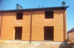 ������ 2 ����������� ��������� � ������� �� 2.5 �����, 90 ��. �, 3 ������, �� ��������� ���� 11