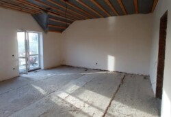 Продається таунхаус без ремонту, площа 180 кв.м. Старе місто. Біля озера. фото 15 Продається таунхаус без ремонту, площа 180 кв.м. Старе місто. Біля озера. фото 15