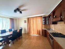 Продаж 2 поверхового будинку з ділянкою на 5 соток, 217.7 кв. м, 4 кімнати фото 5 Продаж 2 поверхового будинку з ділянкою на 5 соток, 217.7 кв. м, 4 кімнати фото 5