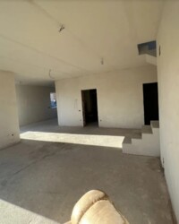 Продається 2-х поверховий будинок, Старе місто, без внутрішніх робіт фото 10 Продається 2-х поверховий будинок, Старе місто, без внутрішніх робіт фото 10