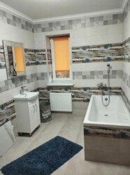 Продаж 2-х поверхового нового будинку з ремонтом. Ціна приваблива на ринку! Рекомендую. фото 17 Продаж 2-х поверхового нового будинку з ремонтом. Ціна приваблива на ринку! Рекомендую. фото 17